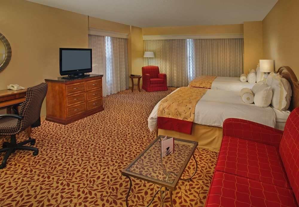 Mystic Marriott And Hotel