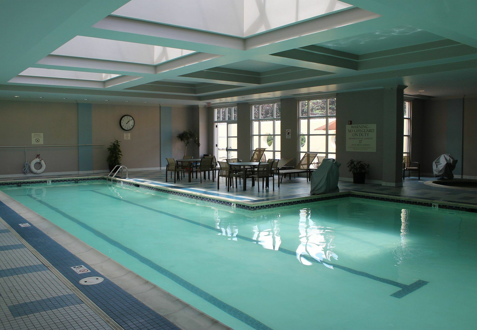 Hotel Mystic Marriott And 4*