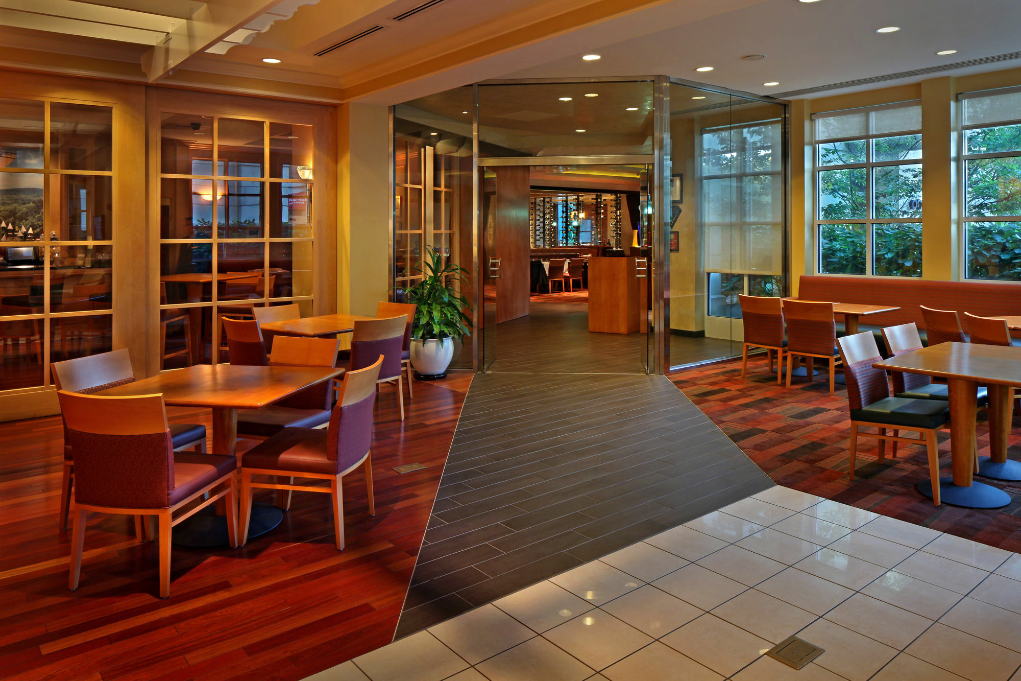 Mystic Marriott And Hotel 4*